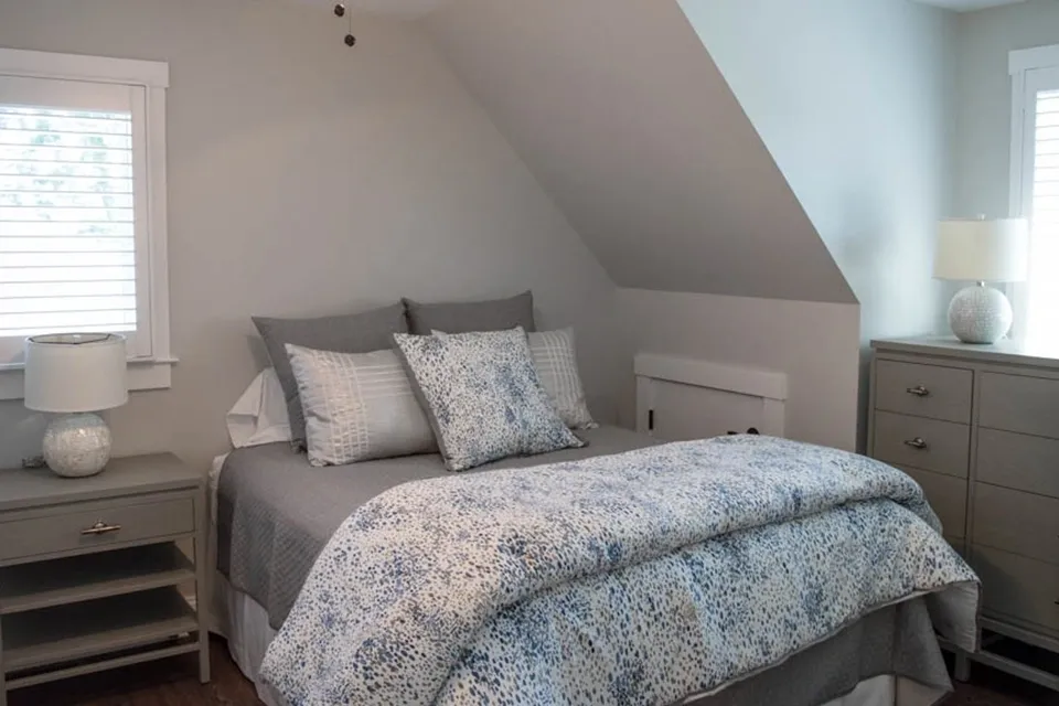 AirBNB bedroom in waterfront home